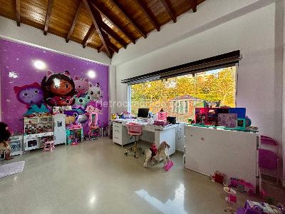 Casa de 5 alcobas en venta en Ruitoque, Floridablanca, 410 m² · foto 10 de 20
