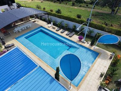 Casa de 5 alcobas en venta en Cr Mirador Del Oriente, Floridablanca, 400 m² · foto 15 de 20