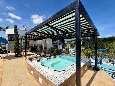 Casa de 5 alcobas en venta en Cr Mirador Del Oriente, Floridablanca, 400 m² · foto 14 de 20