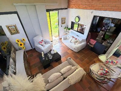 Casa de 5 alcobas en venta en Cr Mirador Del Oriente, Floridablanca, 400 m² · foto 13 de 20