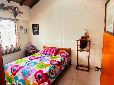 Apartamento de 4 alcobas en venta en La Floresta, Bucaramanga, 185 m² · foto 13 de 16