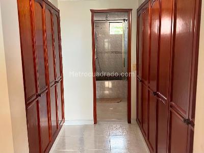 Apartamento de 4 alcobas en venta en La Floresta, Bucaramanga, 185 m² · foto 14 de 16