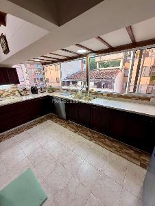 Apartamento de 4 alcobas en venta en La Floresta, Bucaramanga, 185 m² · foto 5 de 16