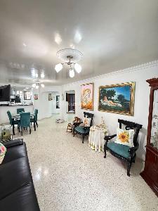 Apartamento de 4 alcobas en venta en Cabecera Del Llano, Bucaramanga, 125 m² · foto 2 de 19