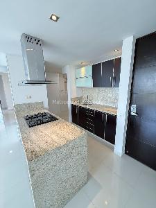 Apartamento de 3 alcobas en venta en El Tejar, Bucaramanga, 95 m² · foto 2 de 16