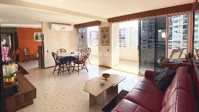 Apartamento de 3 alcobas en venta en Molinos Altos, Floridablanca, 210 m² · foto 3 de 20