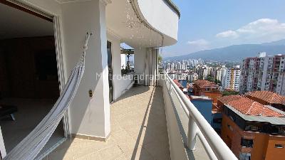 Apartamento de 3 alcobas en venta en Molinos Altos, Floridablanca, 210 m² · foto 7 de 20