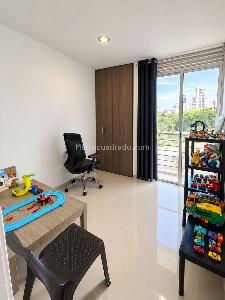 Apartamento de 2 alcobas en venta en Calle 200, Floridablanca, 70 m² · foto 9 de 19