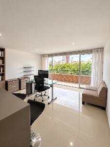 Apartamento de 2 alcobas en venta en Calle 200, Floridablanca, 70 m² · foto 3 de 19