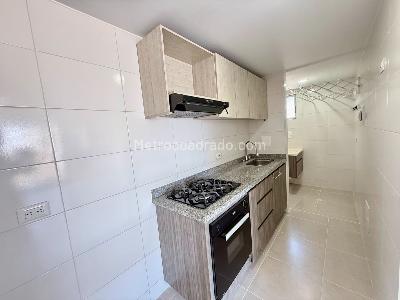 Apartamento de 2 alcobas en venta en Torre Parque Bolivar, Bucaramanga, 64 m² · foto 3 de 20