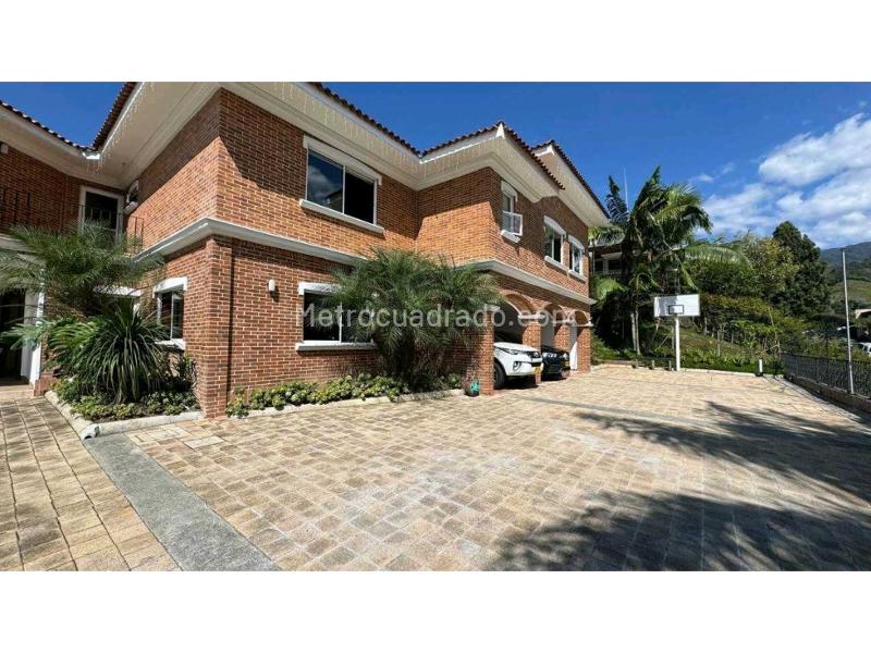 Casa – Envigado, Valle de Aburrá - Vista 3