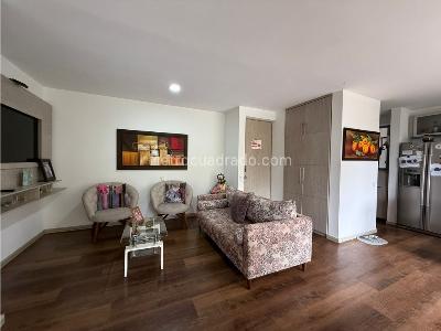 Apartamento de 3 alcobas en venta en El Rincón, Medellín, 88 m² · foto 6 de 18