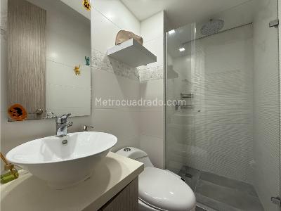 Apartamento de 3 alcobas en venta en El Rincón, Medellín, 88 m² · foto 12 de 18