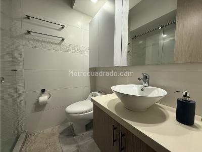 Apartamento de 3 alcobas en venta en El Rincón, Medellín, 88 m² · foto 15 de 18