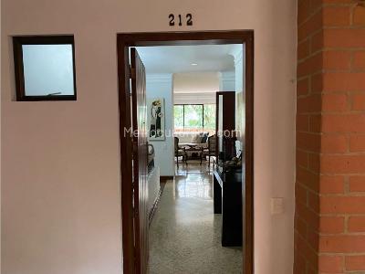 Apartamento de 5 alcobas en venta en San Lucas, Medellín, 330 m² · foto 4 de 20