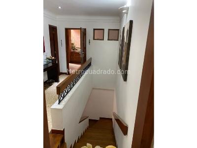 Apartamento de 5 alcobas en venta en San Lucas, Medellín, 330 m² · foto 9 de 20