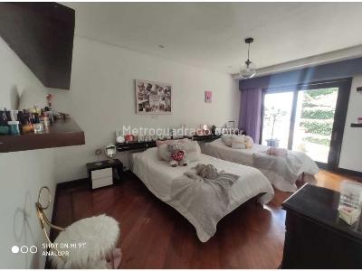 Casa de 3 alcobas en venta en Los Naranjos, Medellín · foto 10 de 20