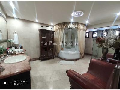 Casa de 3 alcobas en venta en Los Naranjos, Medellín · foto 15 de 20