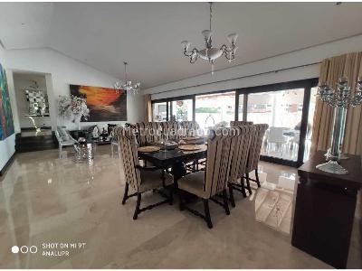 Casa de 3 alcobas en venta en Los Naranjos, Medellín · foto 5 de 20