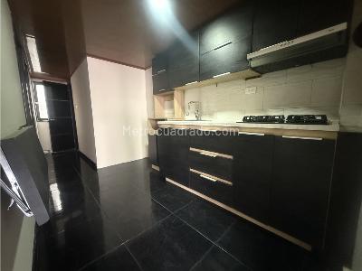 Casa de 5 alcobas en venta en Engativa, Bogotá, 199 m² · foto 1 de 20