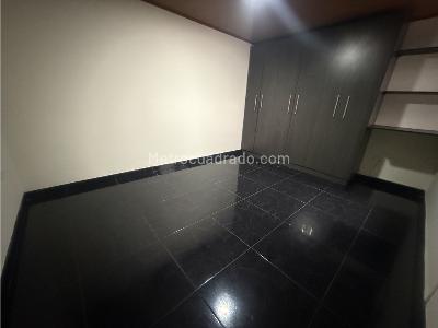 Casa de 5 alcobas en venta en Engativa, Bogotá, 199 m² · foto 4 de 20