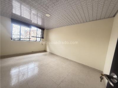 Casa de 5 alcobas en venta en Engativa, Bogotá, 199 m² · foto 7 de 20