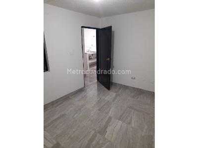 Casa de 5 alcobas en venta en Engativa, Bogotá, 199 m² · foto 17 de 20