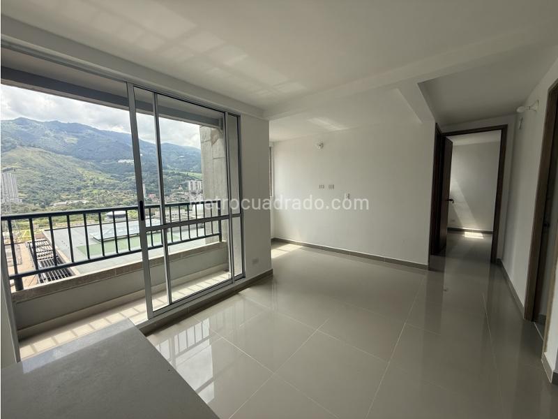 Apartamento nuevo de 2 habitaciones en arriendo en Navarra, Bello - 5