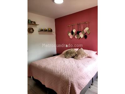 Apartamento de 3 alcobas en venta en Itagui Suramerica, Medellín, 72 m² · foto 9 de 20