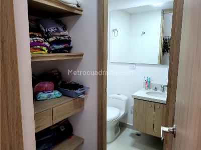 Apartamento de 3 alcobas en venta en Itagui Suramerica, Medellín, 72 m² · foto 16 de 20