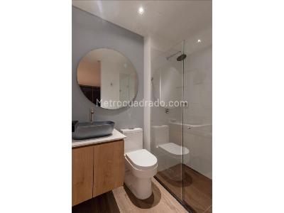 Apartamento de 2 alcobas en venta en El Poblado, Medellín, 128 m² · foto 8 de 16