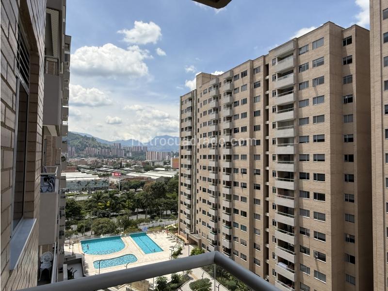 Apartamento moderno en arriendo en Envigado (Las Vegas)