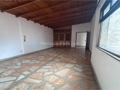 Apartamento de 4 alcobas en venta en Florida Nueva, Medellín, 123 m² · foto 7 de 15