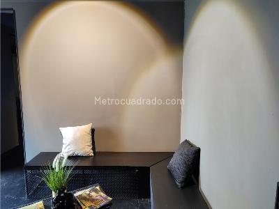 Apartamento de 2 alcobas en venta en Loma De Los Bernal, Medellín, 52 m² · foto 16 de 20