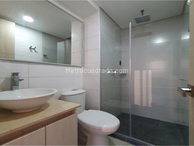 Apartamento de 3 alcobas en venta en Camino Verde, Envigado, 84 m² · foto 11 de 20