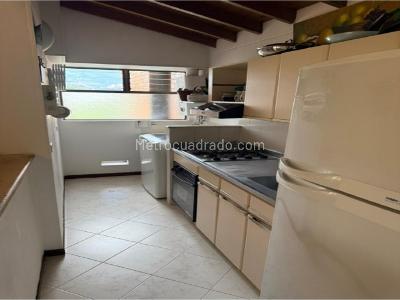 Apartamento de 2 alcobas en venta en Belen Malibu, Medellín, 57 m² · foto 4 de 16