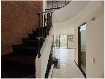 Casa de 4 alcobas en venta en Loma De Las Brujas, Envigado, 260 m² · foto 7 de 20