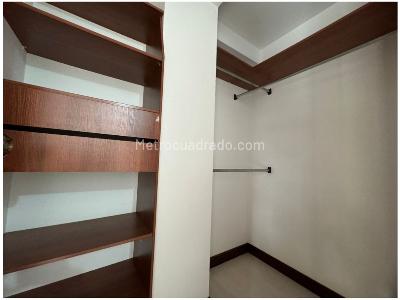 Casa de 4 alcobas en venta en Loma De Las Brujas, Envigado, 260 m² · foto 11 de 20