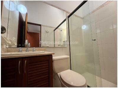 Casa de 4 alcobas en venta en Loma De Las Brujas, Envigado, 260 m² · foto 20 de 20