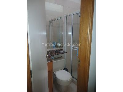 Apartamento de 3 alcobas en venta en La Floresta, Medellín, 98 m² · foto 8 de 11