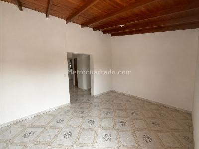 Apartamento de 3 alcobas en venta en Berlin, Medellín, 137 m² · foto 5 de 10