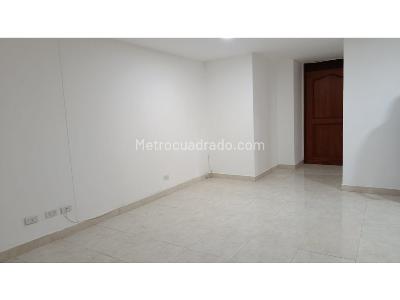 Apartamento de 3 alcobas en venta en Belen Loma De Los Bernal, Medellín, 76 m² · foto 10 de 17