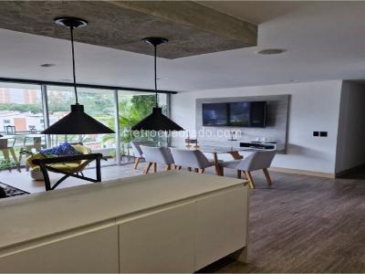 Casa de 2 alcobas en venta en Loma Del Indio, Medellín, 68 m² · foto 2 de 19