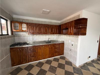 Apartamento de 3 alcobas en venta en La Piñuela, Medellín, 81 m² · foto 3 de 13
