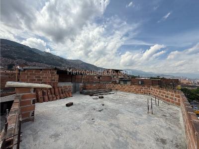 Apartamento de 3 alcobas en venta en La Piñuela, Medellín, 81 m² · foto 12 de 13
