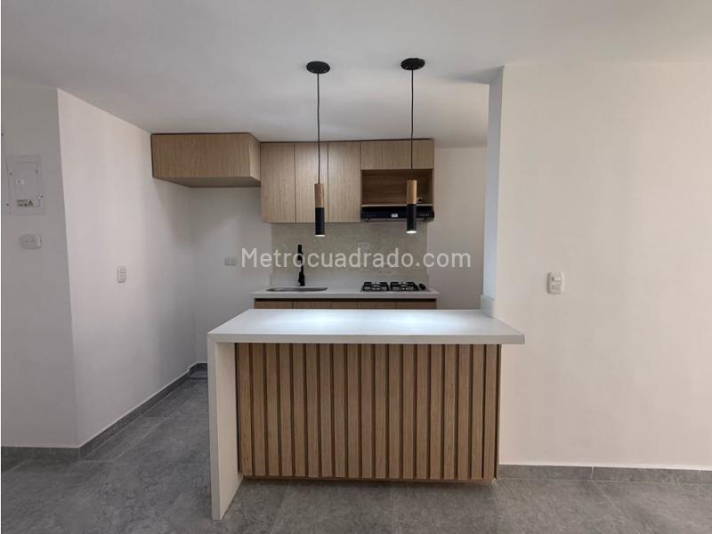 Apartamento moderno en arriendo en Navarra, Bello