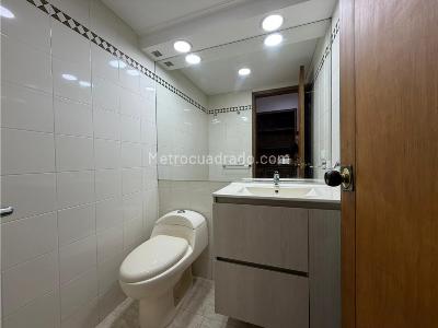 Apartamento de 5 alcobas en venta en Las Acacias, Medellín, 170 m² · foto 17 de 20