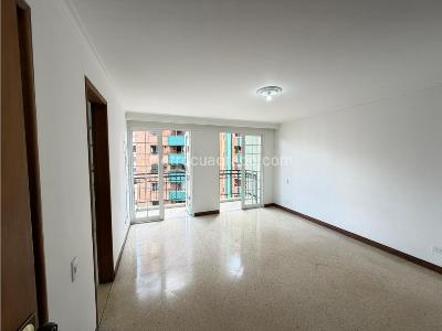 Apartamento de 5 alcobas en venta en Las Acacias, Medellín, 170 m² · foto 2 de 20