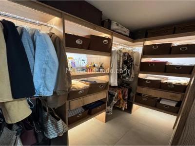 Apartamento de 3 alcobas en venta en Calasanz, Medellín, 92 m² · foto 10 de 17