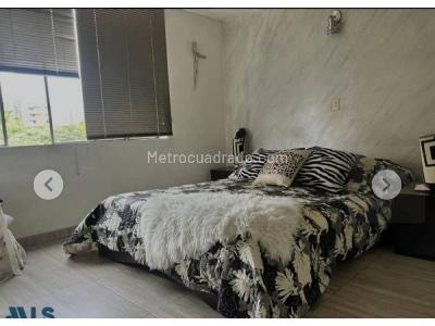 Apartamento de 4 alcobas en venta en Calasanz, Medellín, 145 m² · foto 4 de 14